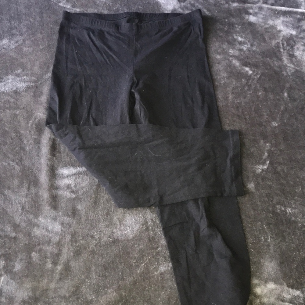 Charlotte Russe Cropped Black Leggings Sz L